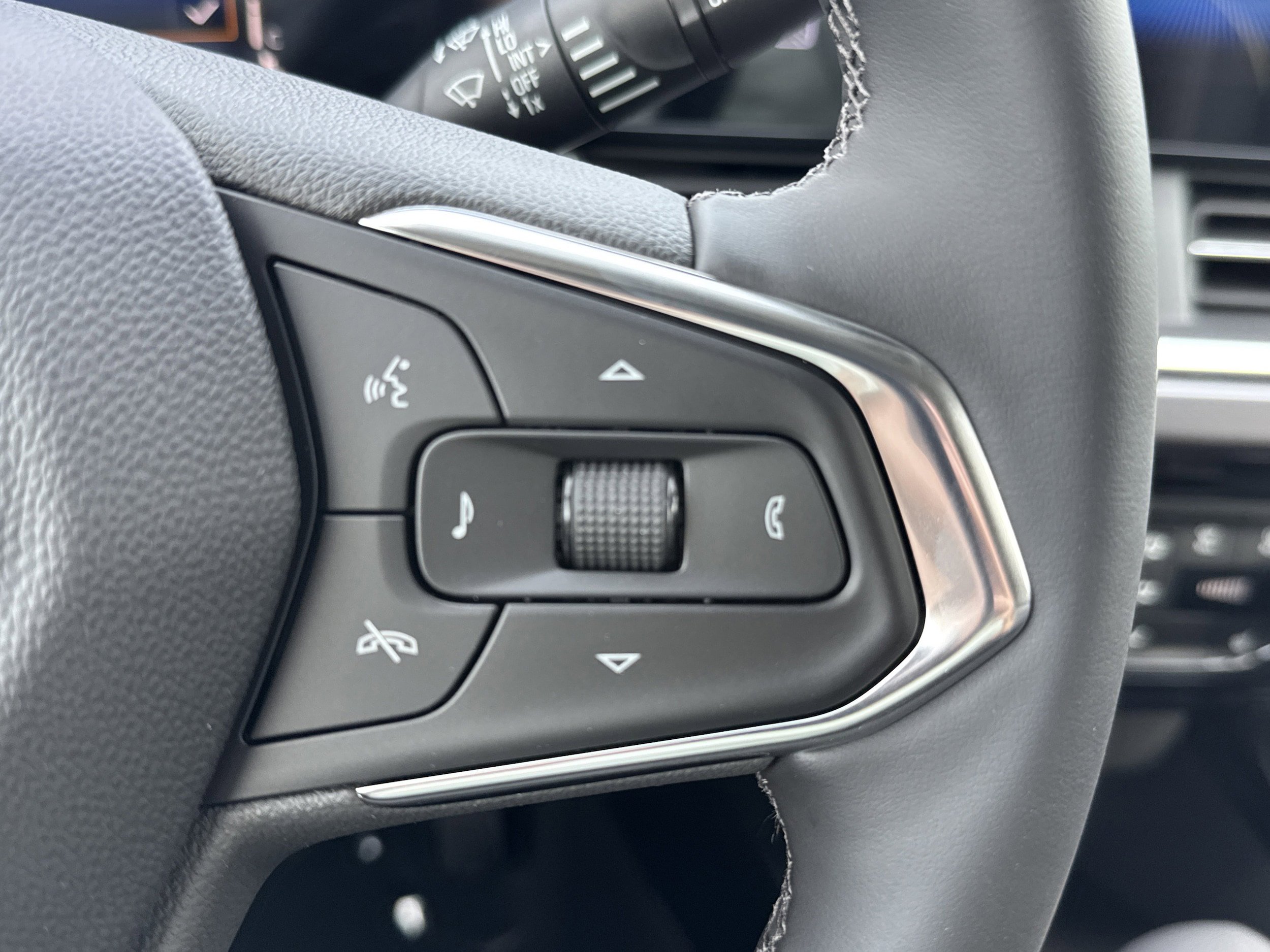 New 2026 Chevrolet Trax ACTIV w/ Driver Confidence Package FWD image 34