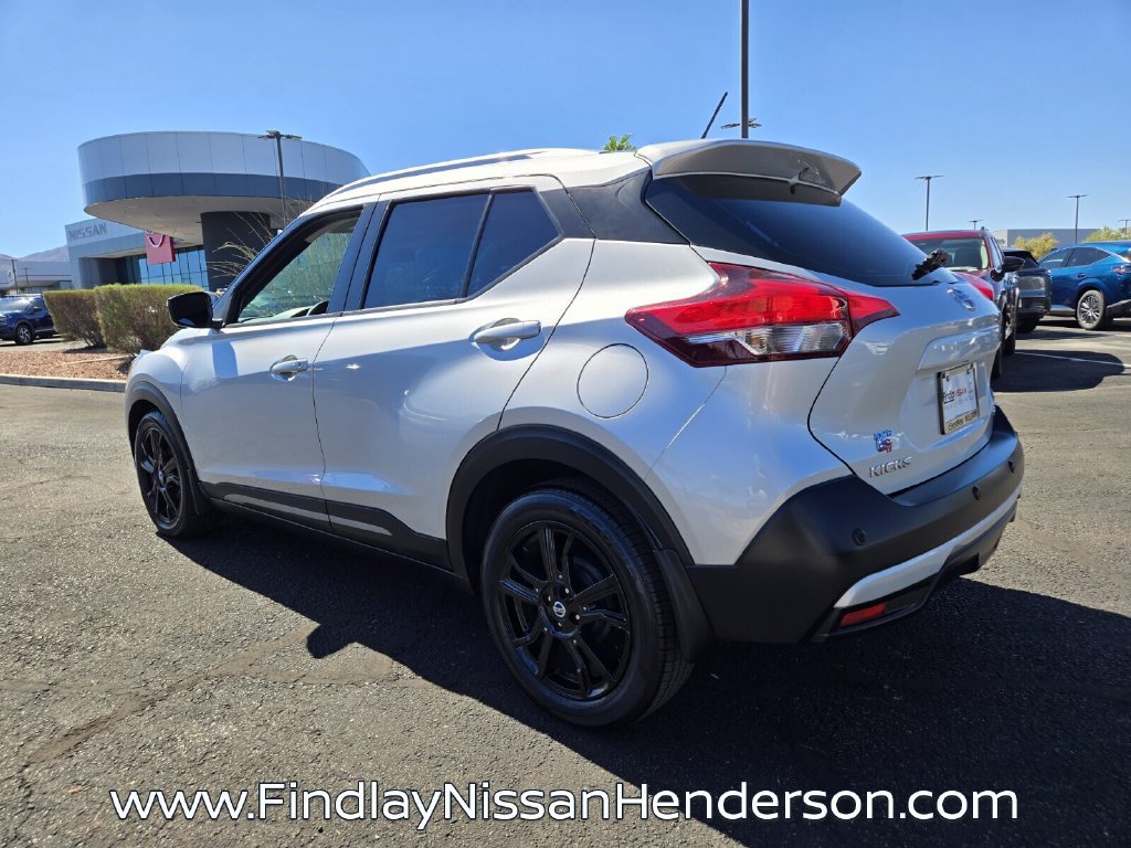 Used 2020 Nissan Kicks SR FWD image 4