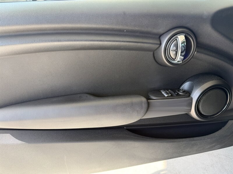 Used 2014 MINI Cooper 2-Door Hardtop FWD image 24
