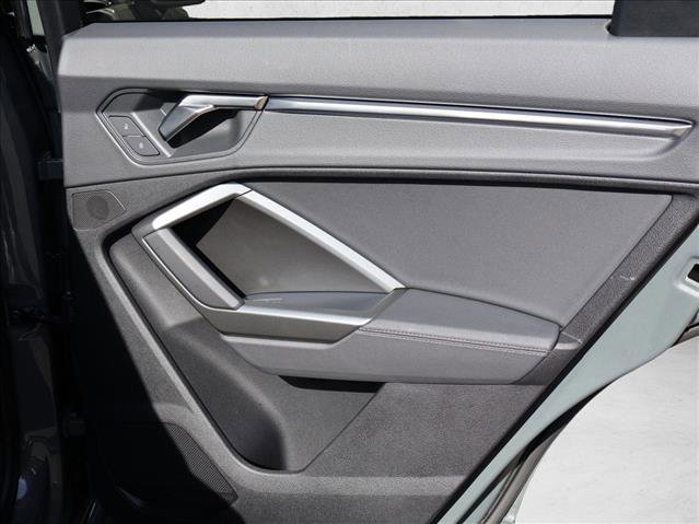 Used 2024 Audi Q3 2.0T Premium Plus AWD/4WD image 25