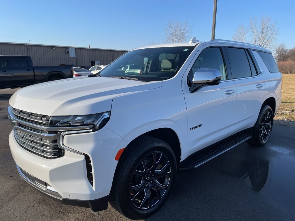 Used 2024 Chevrolet Tahoe Premier image 3