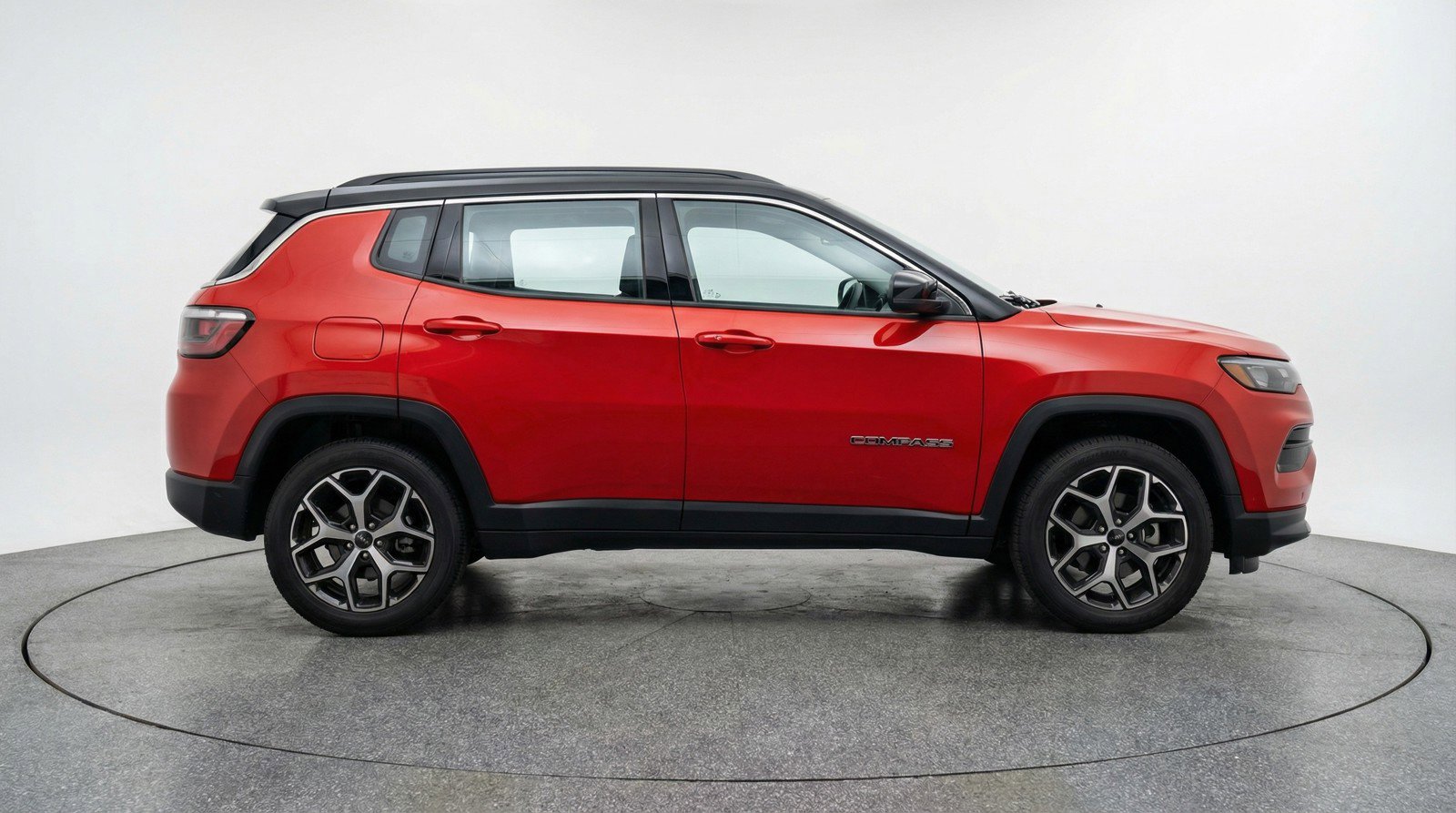 Used 2025 Jeep Compass Limited image 11