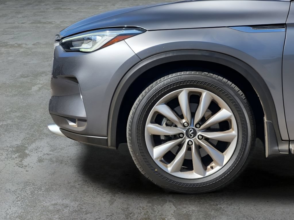 Used 2021 INFINITI QX50 Luxe w/ Accent Package AWD/4WD image 6