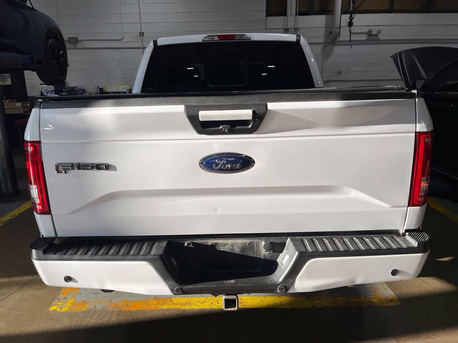 Used 2017 Ford F150 XLT w/ Equipment Group 302A Luxury AWD/4WD image 16