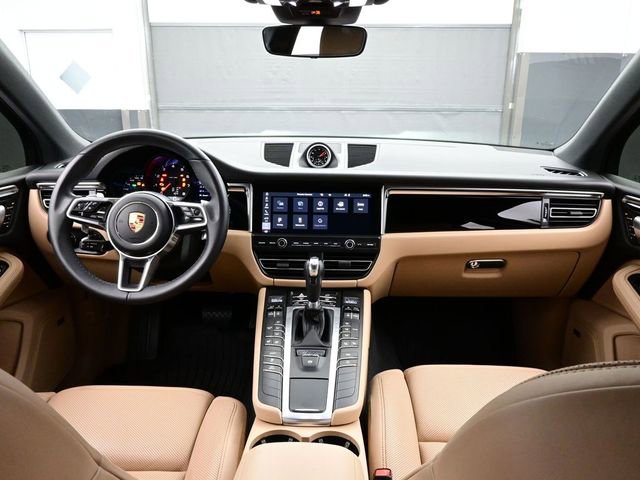 Certified 2020 Porsche Macan image 20