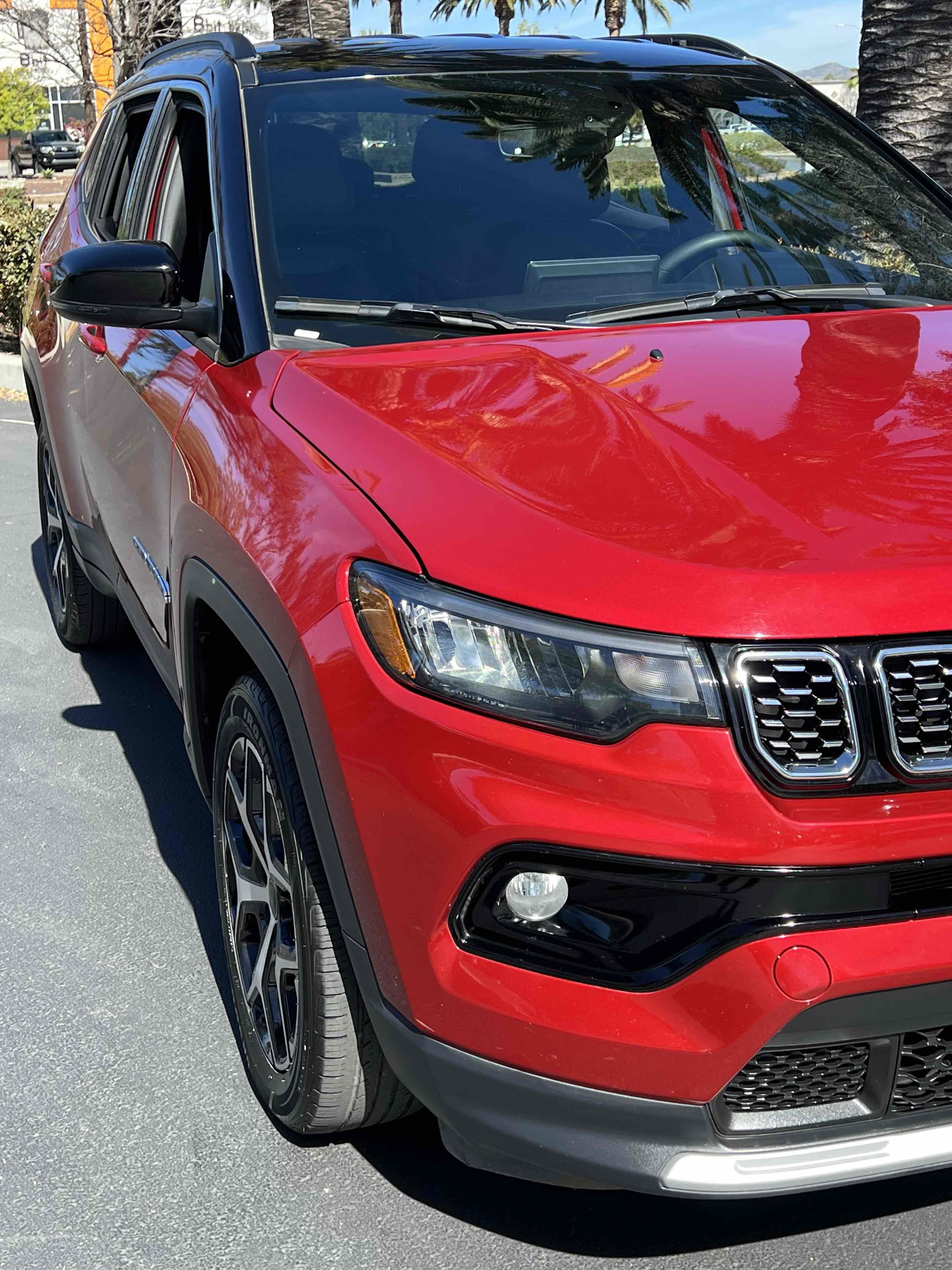 Used 2025 Jeep Compass Limited image 53