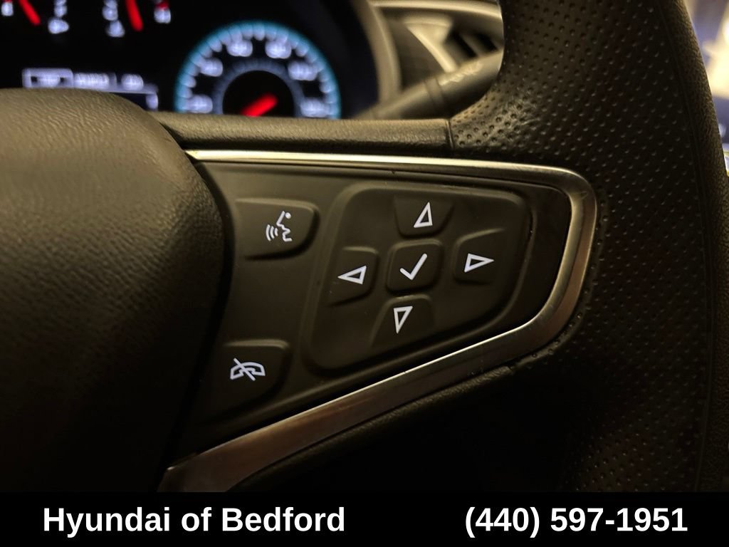 Used 2025 Chevrolet Malibu LT FWD image 16