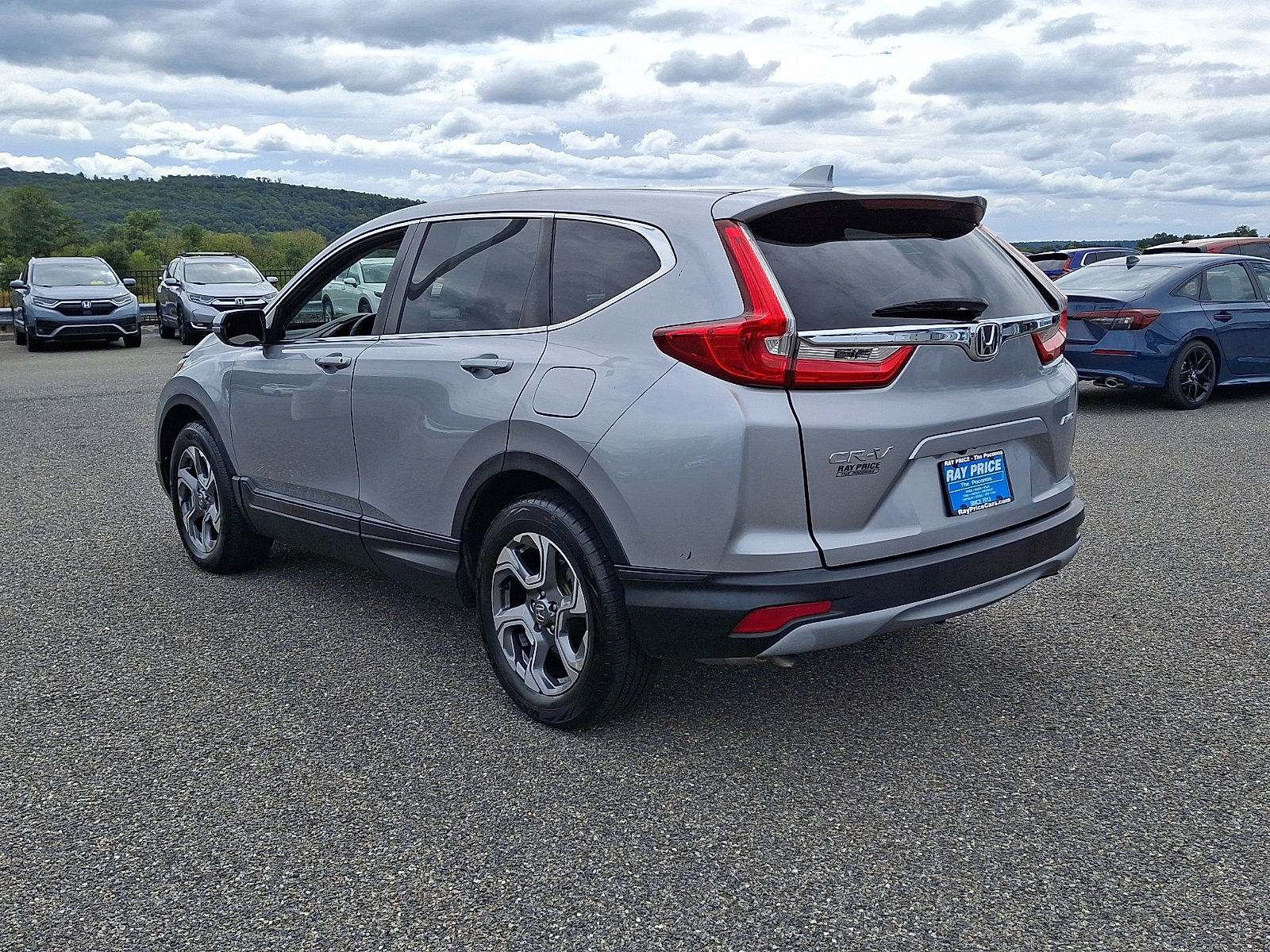 Used 2019 Honda CR-V EX image 5