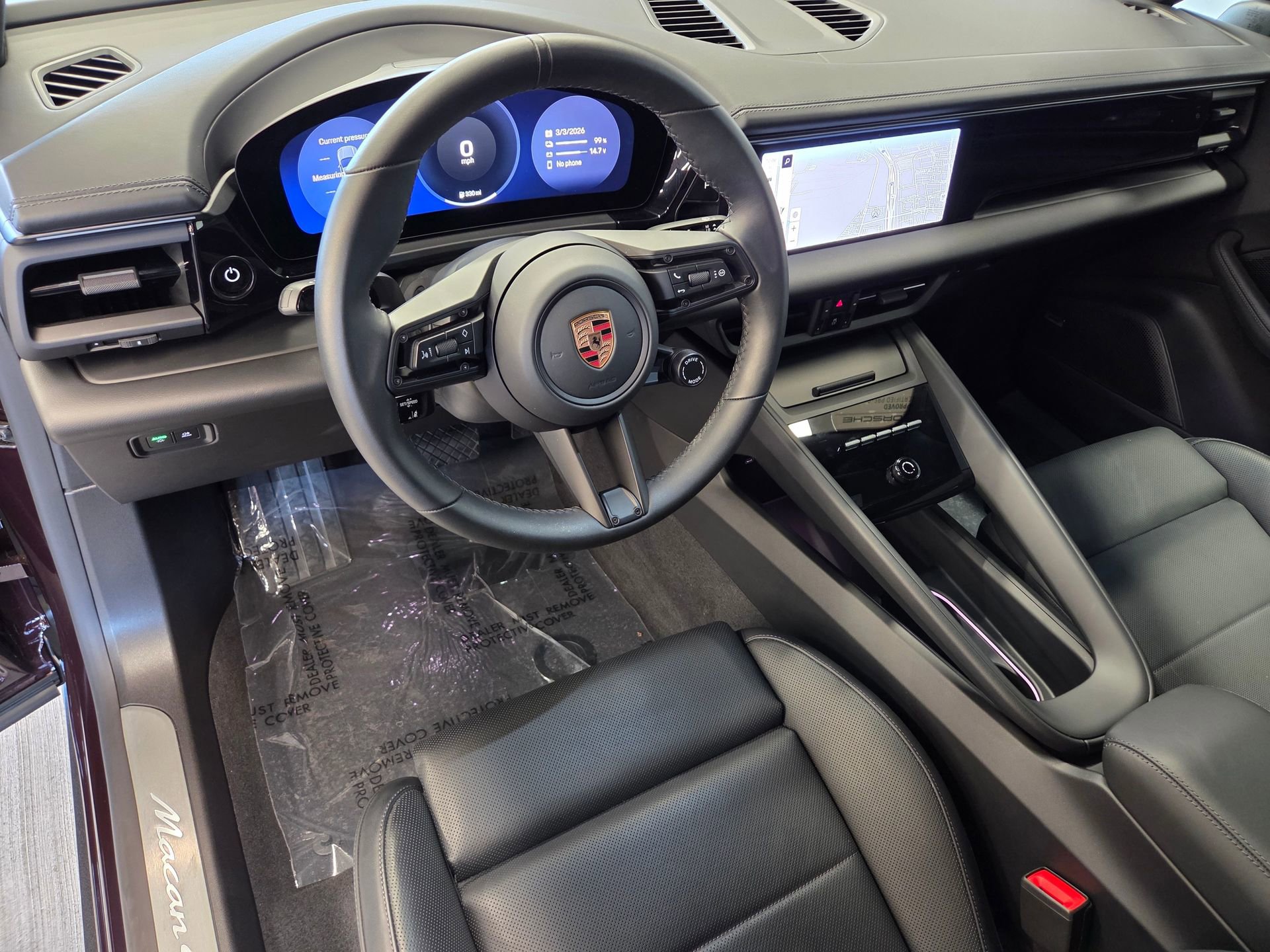 Certified 2025 Porsche Macan 4 Electric image 4