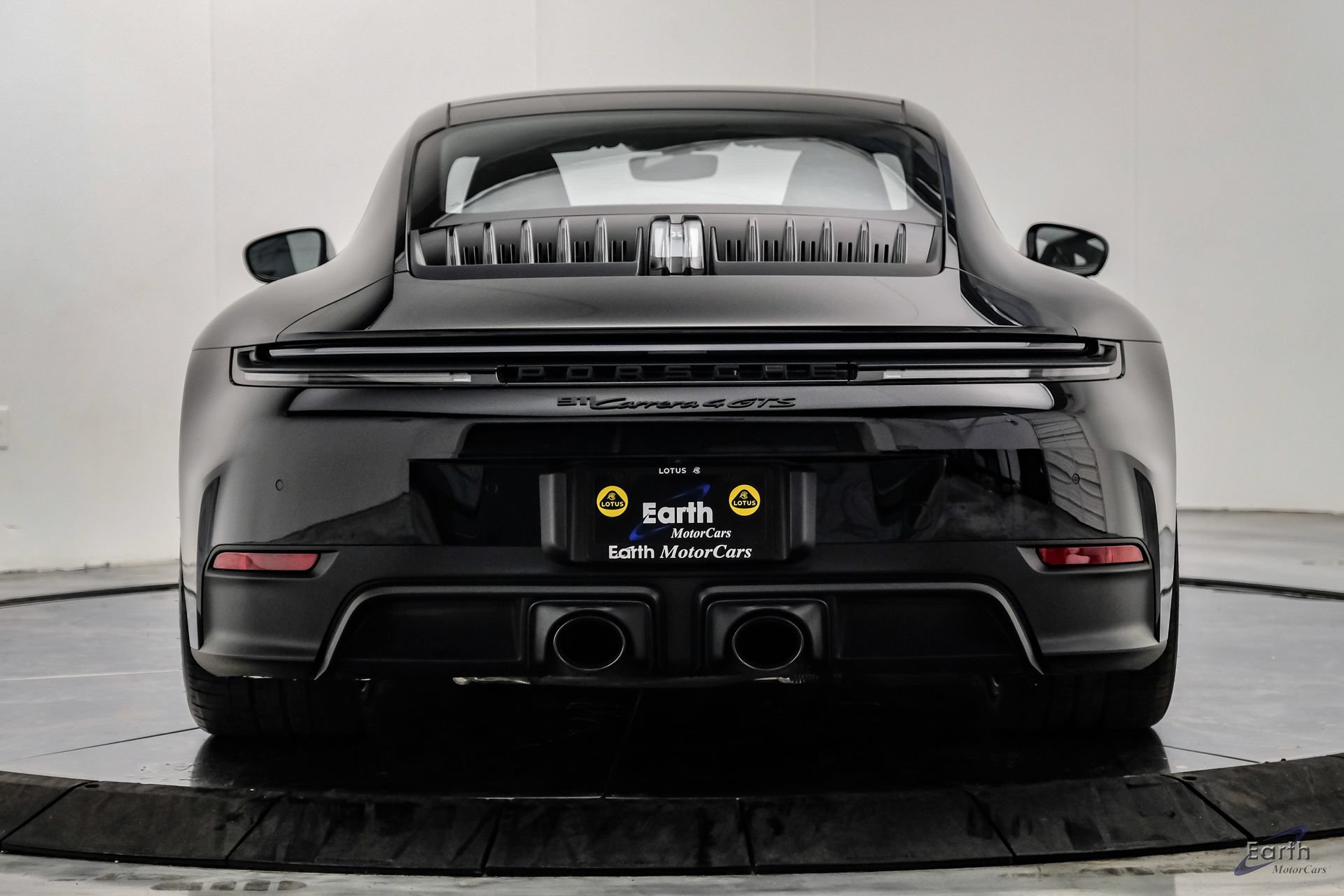 Used 2026 Porsche 911 Carrera 4 GTS AWD/4WD image 12