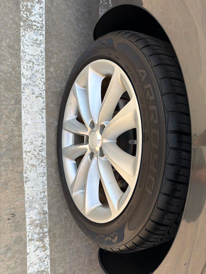 Used 2015 Buick Verano Leather FWD image 38