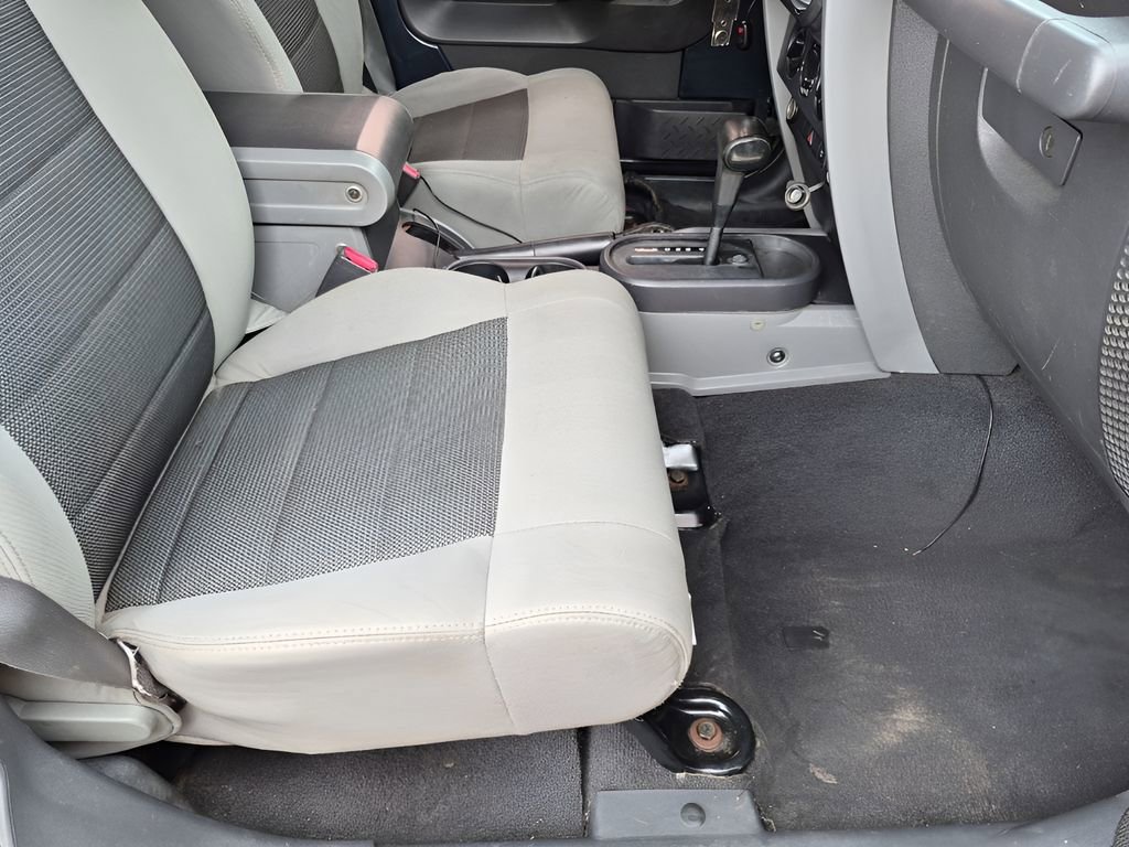 Used 2008 Jeep Wrangler X image 16