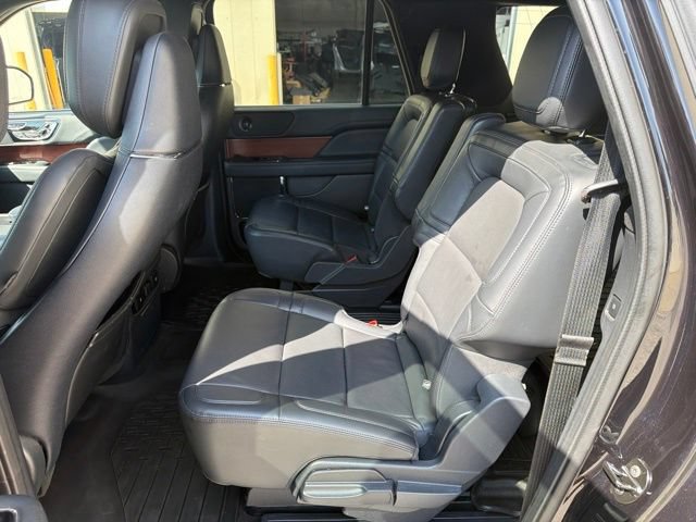 Used 2023 Lincoln Navigator L Reserve AWD/4WD image 15