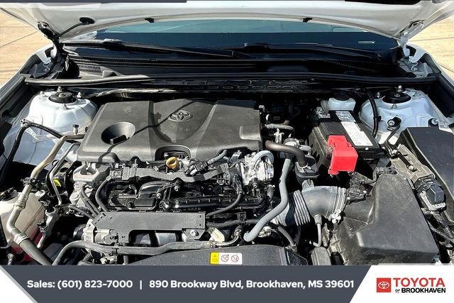 Used 2024 Toyota Camry SE image 8