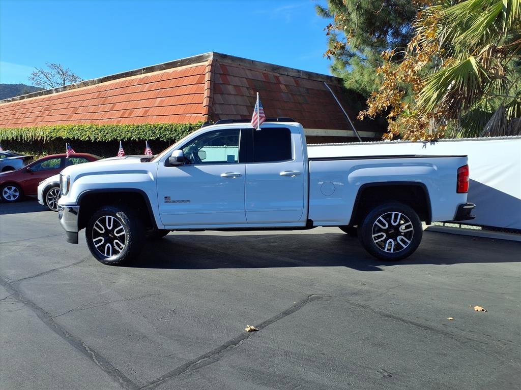 Used 2018 GMC Sierra 1500 SLE w/ SLE Value Package image 3