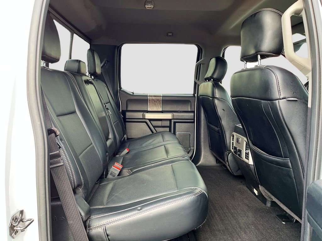 Used 2019 Ford F250 Lariat w/ Chrome Package image 26