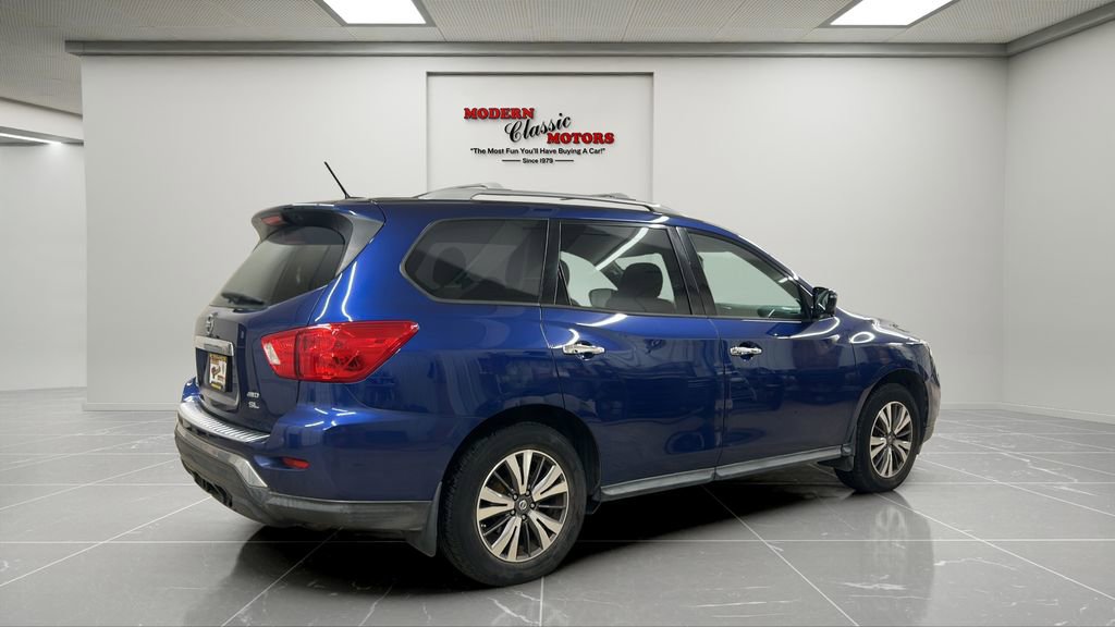 Used 2017 Nissan Pathfinder SL w/ SL Tech Package image 5