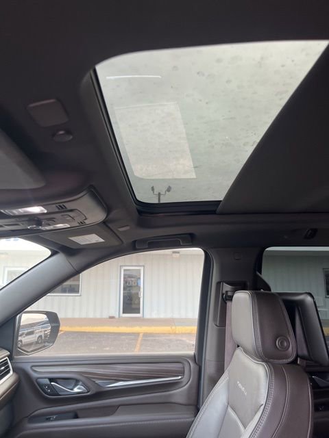 Used 2024 GMC Yukon Denali w/ Max Trailering Package image 15