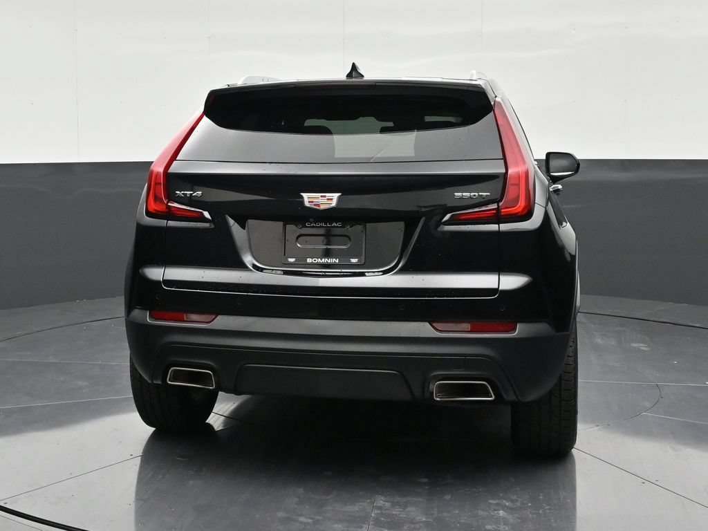Certified 2023 Cadillac XT4 Luxury FWD image 4