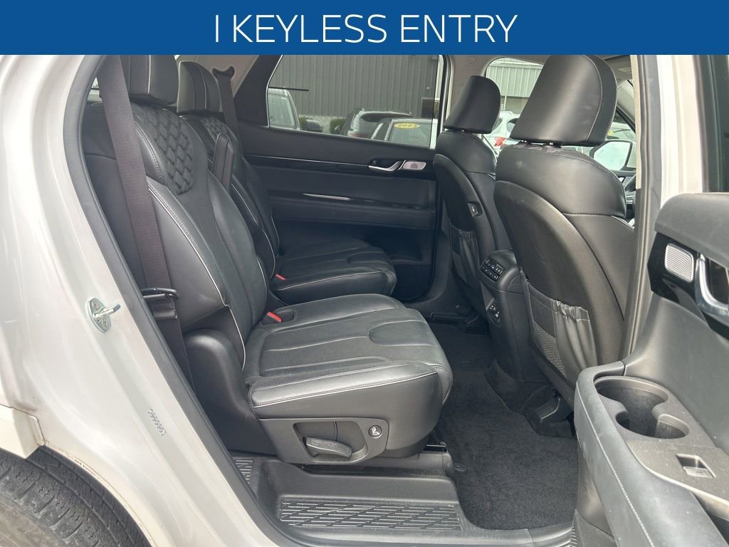 Used 2023 Hyundai Palisade Limited image 17