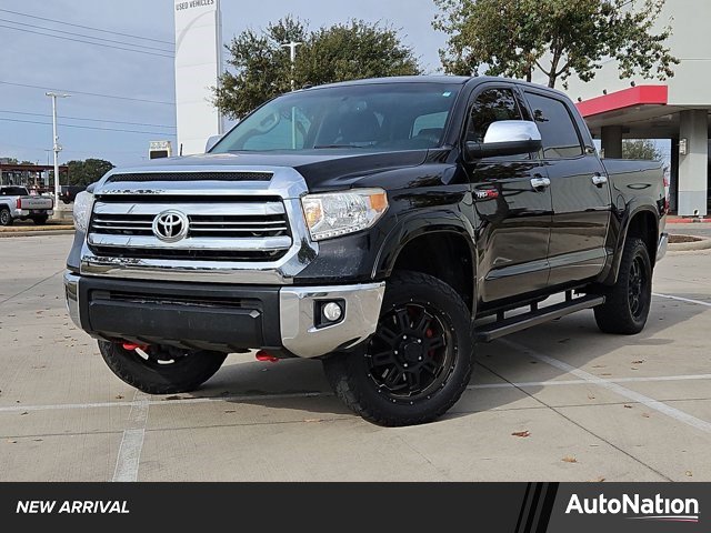 Used 2017 Toyota Tundra SR5 image 1