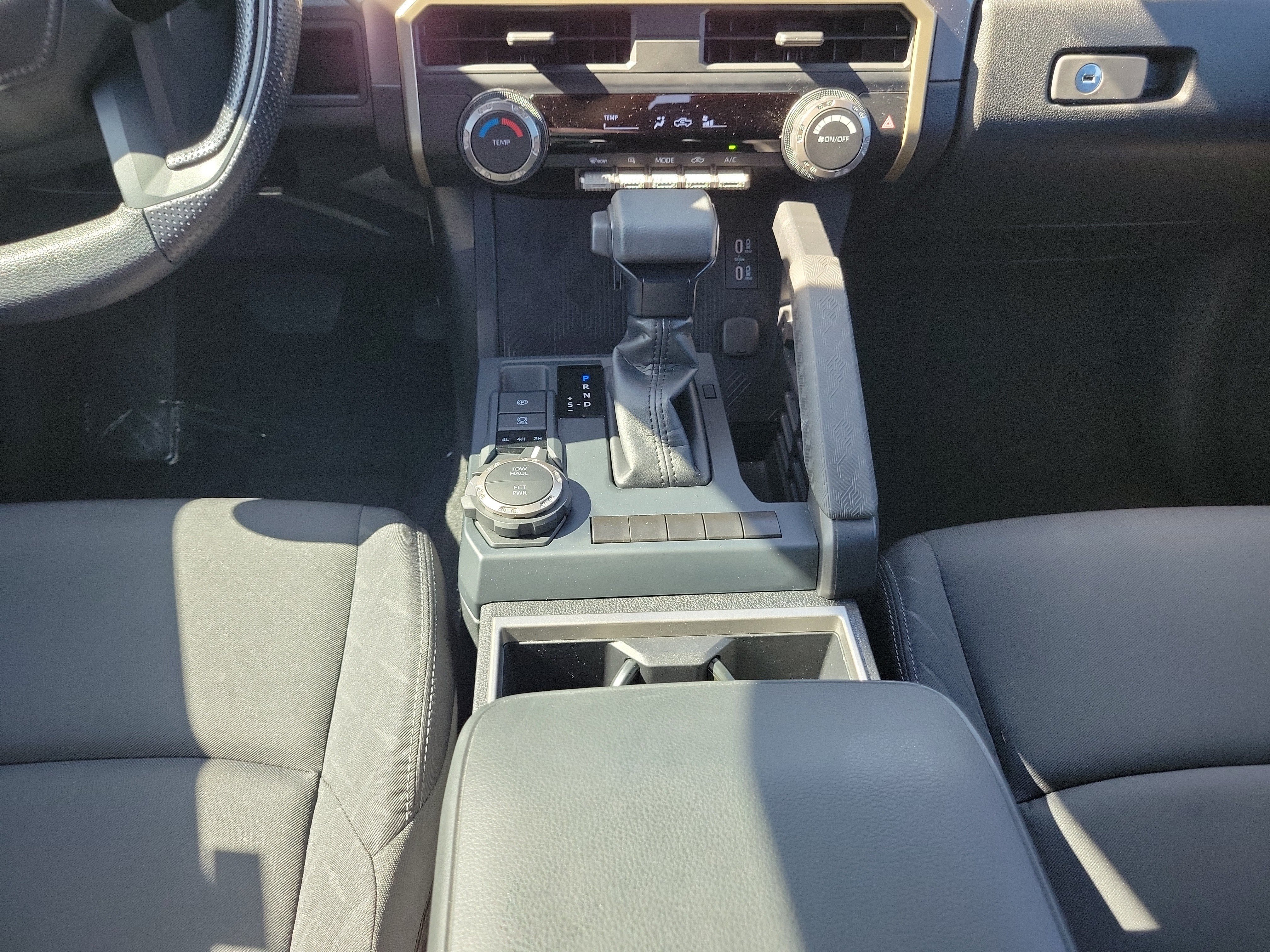 Certified 2026 Toyota Tacoma SR5 AWD/4WD image 19