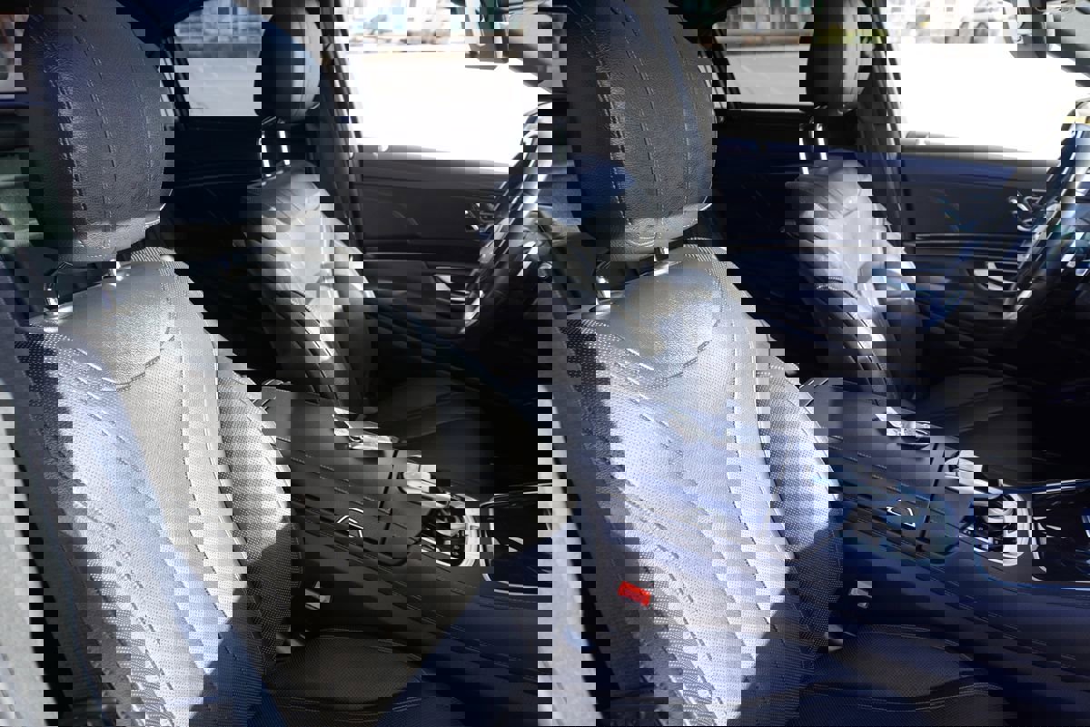 Used 2019 Mercedes-Benz S 450 Sedan w/ Premium Package image 15