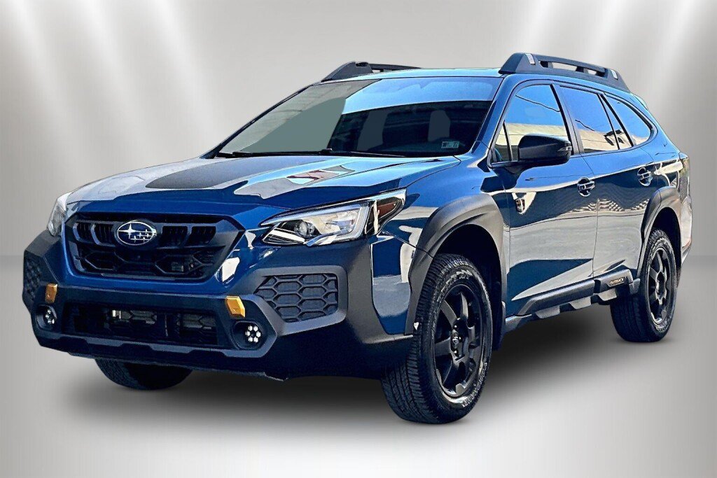 Certified 2024 Subaru Outback Wilderness w/ Wilderness Package AWD/4WD image 3