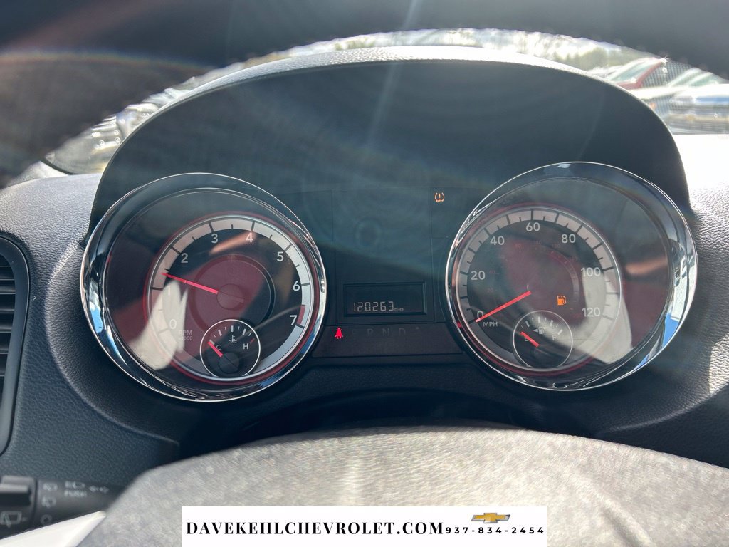 Used 2014 Dodge Grand Caravan SXT w/ UConnect Hands-Free Group FWD image 29