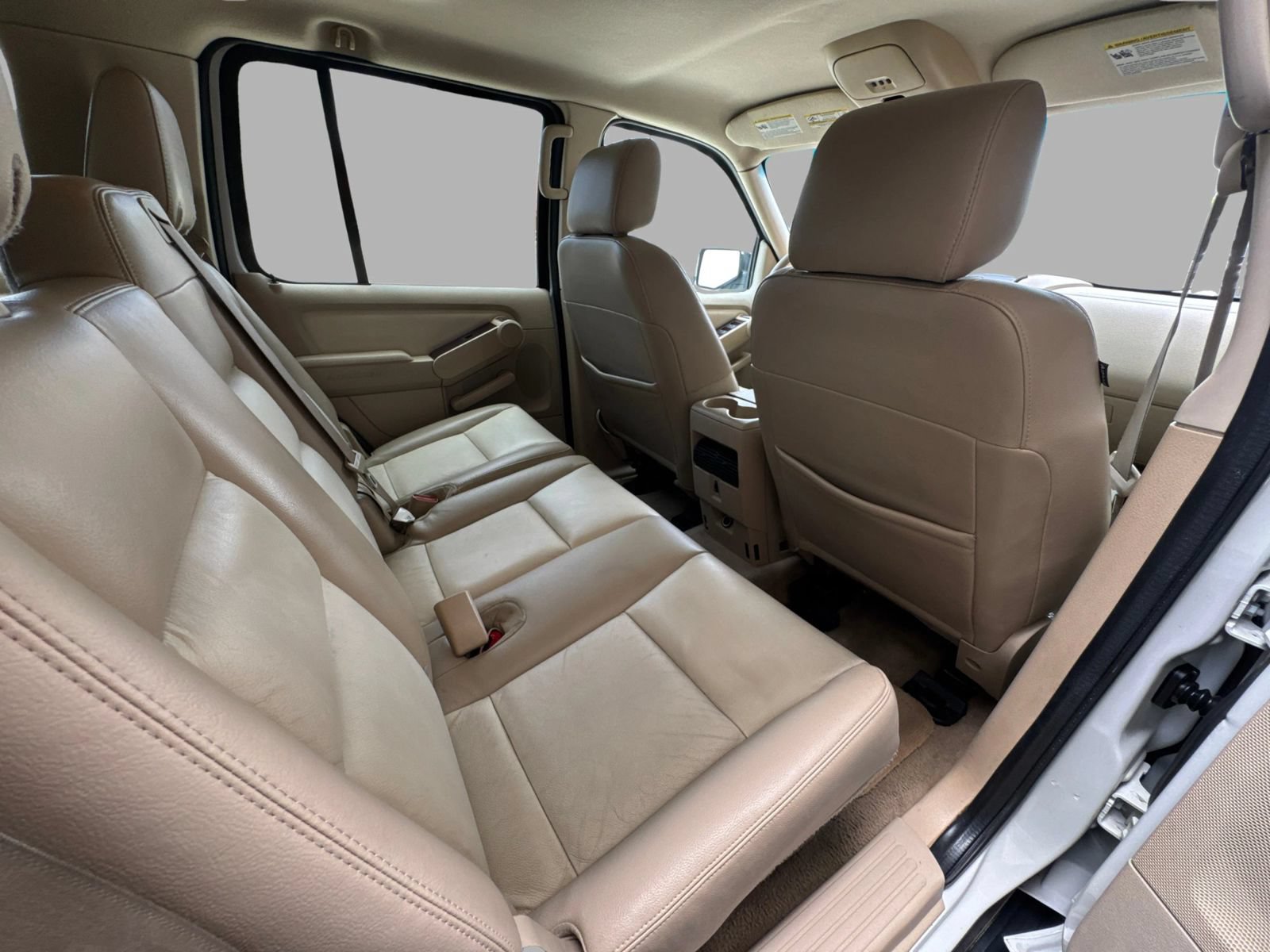 Used 2006 Ford Explorer Limited RWD image 88