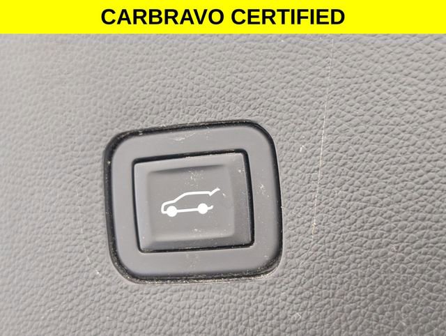 Certified 2018 Chevrolet Traverse Premier w/ Driver Confidence II Package FWD image 31