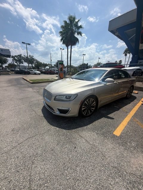 Used 2017 Lincoln MKZ Reserve w/ Technology Package AWD/4WD image 3