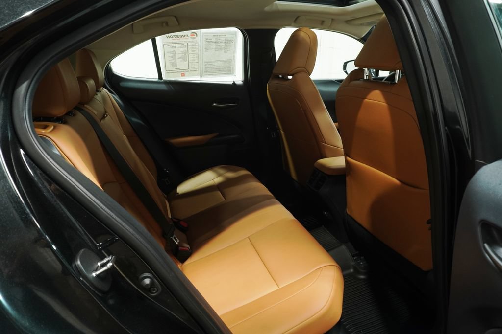 Used 2022 Lexus UX 250h w/ Premium Package AWD/4WD image 16