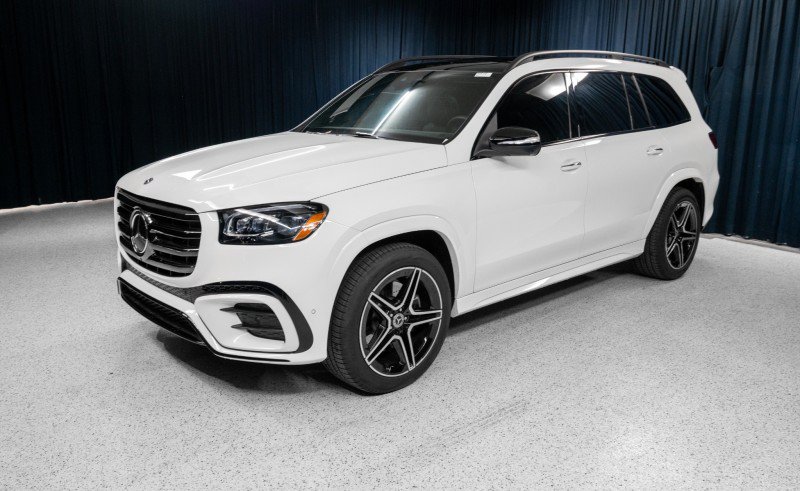 New 2026 Mercedes-Benz GLS 450 4MATIC image 1