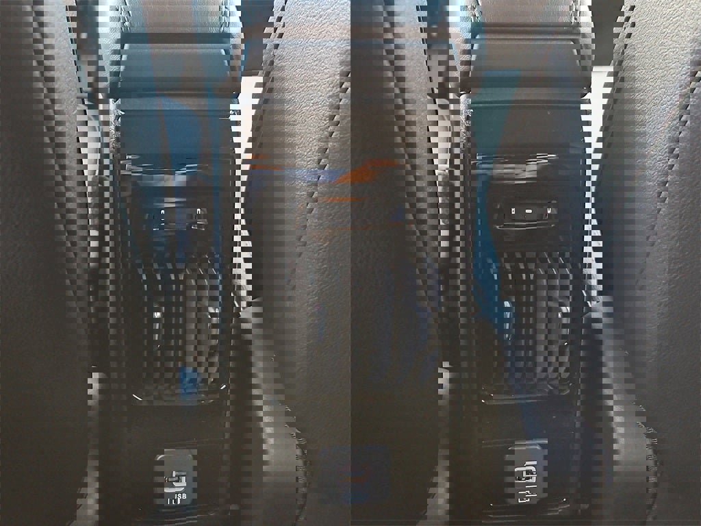 New 2026 Jeep Compass Latitude image 19