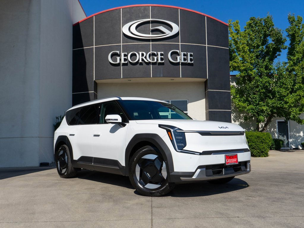 New 2026 Kia EV9 Wind video 1