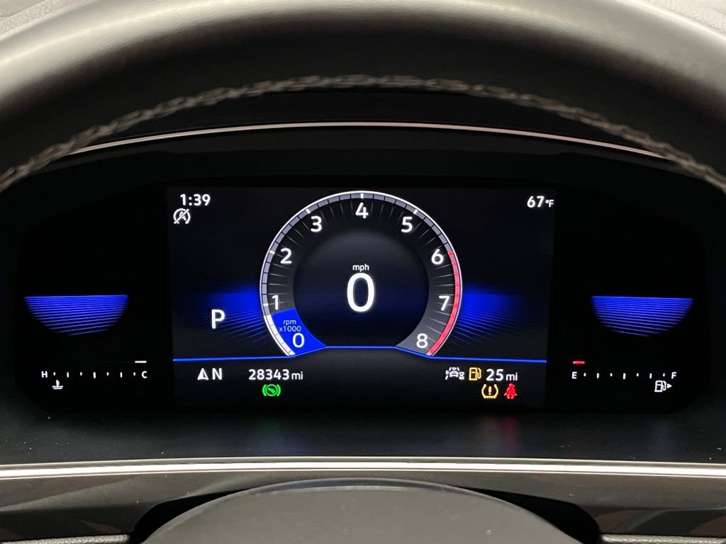Certified 2023 Volkswagen Tiguan SE R-Line FWD image 25