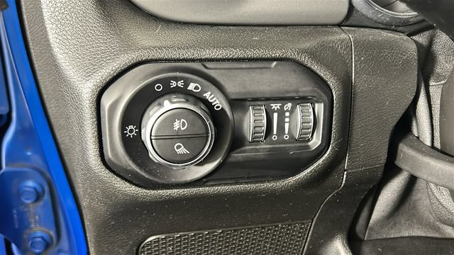 Used 2021 Jeep Gladiator Sport AWD/4WD image 18