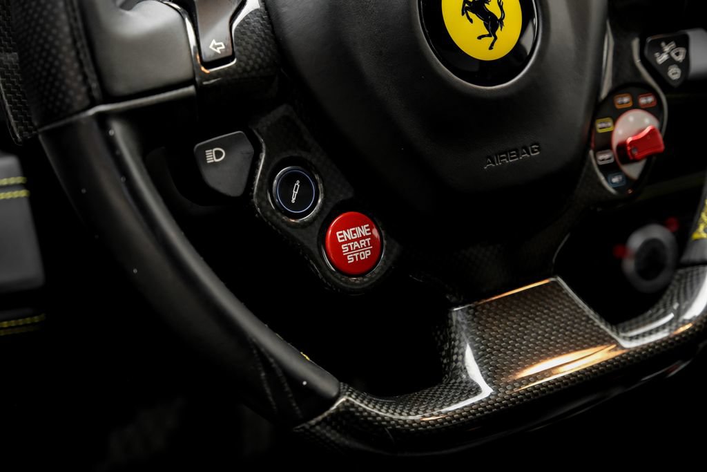 Used 2018 Ferrari 488 Spider RWD image 20