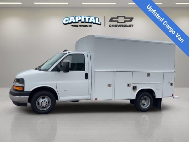 New 2025 Chevrolet Express 3500 w/ Power Convenience Package RWD image 2