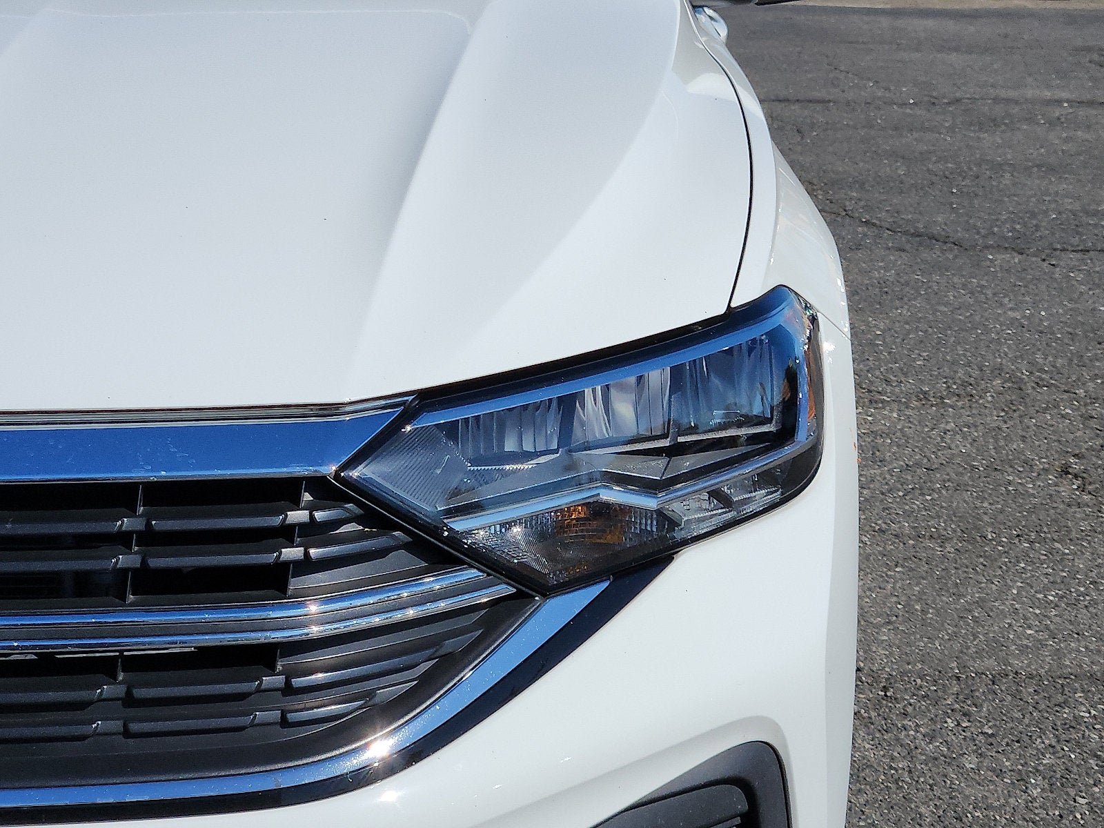 Certified 2024 Volkswagen Jetta S FWD image 9