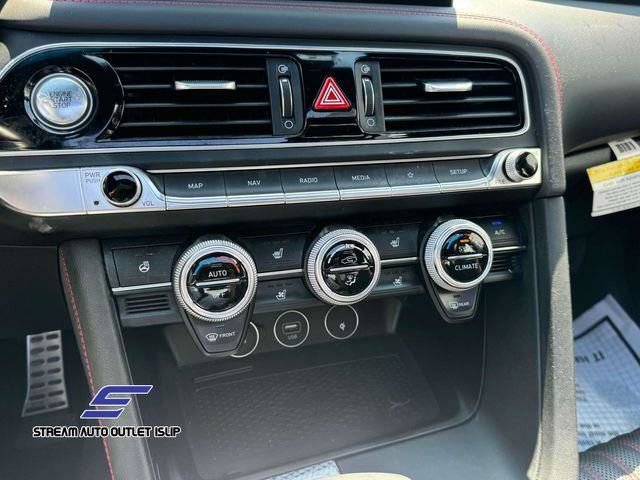 Used 2023 Genesis G70 2.0T w/ Sport Prestige Package image 33