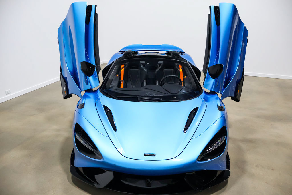 Used 2022 McLaren 765LT RWD image 30