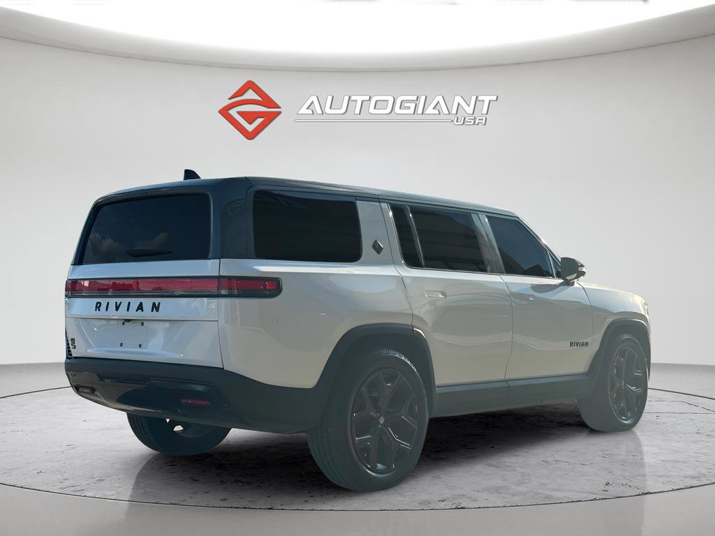 Used 2022 Rivian R1S Adventure image 13
