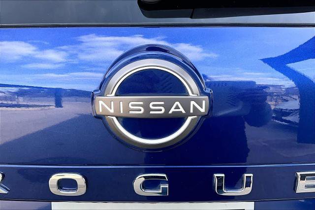 Certified 2023 Nissan Rogue SV w/ SV Premium B Package image 30