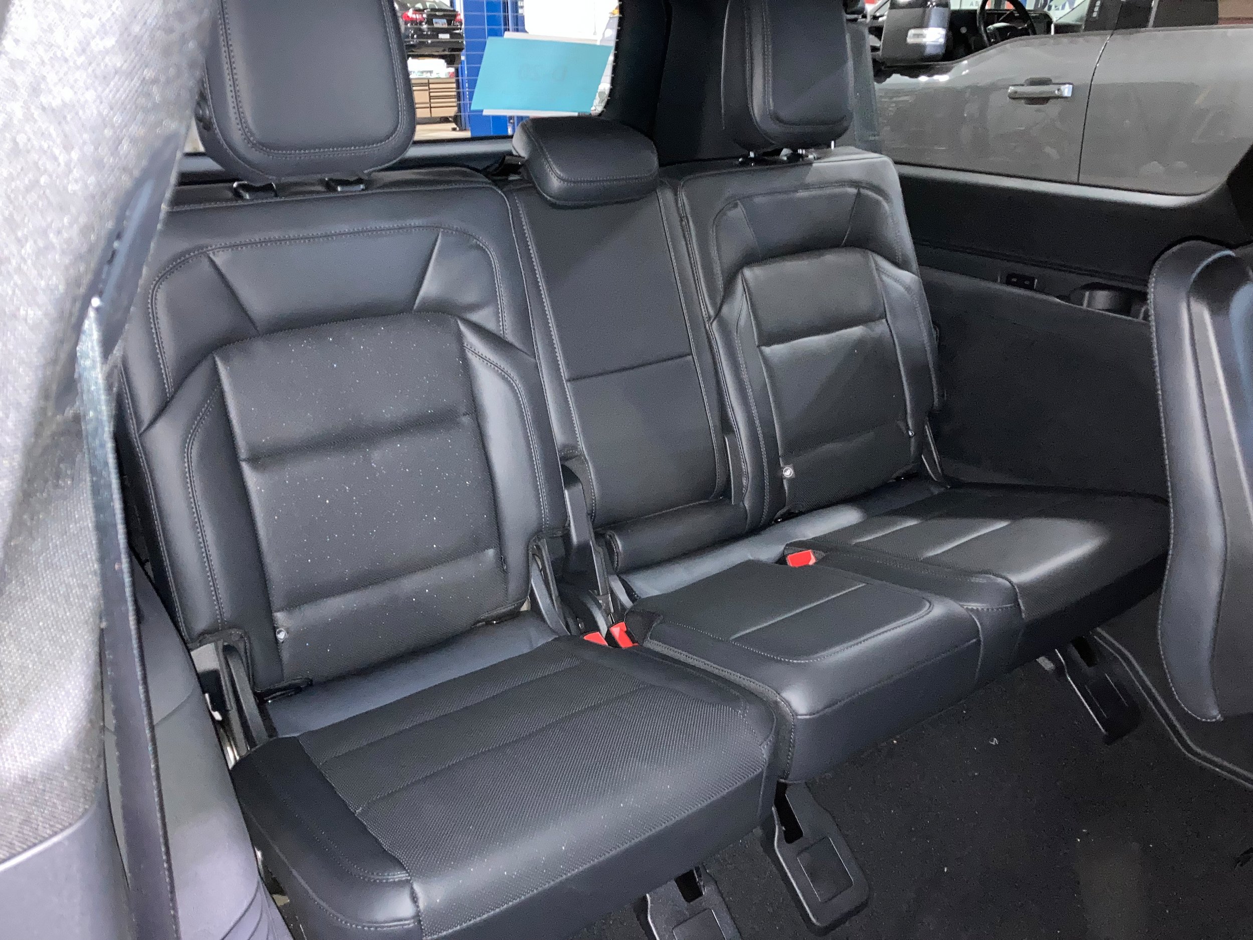Used 2026 Lincoln Navigator L Reserve w/ Jet Appearance Package AWD/4WD image 8