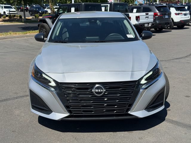 Used 2024 Nissan Altima 2.5 SV FWD video 3