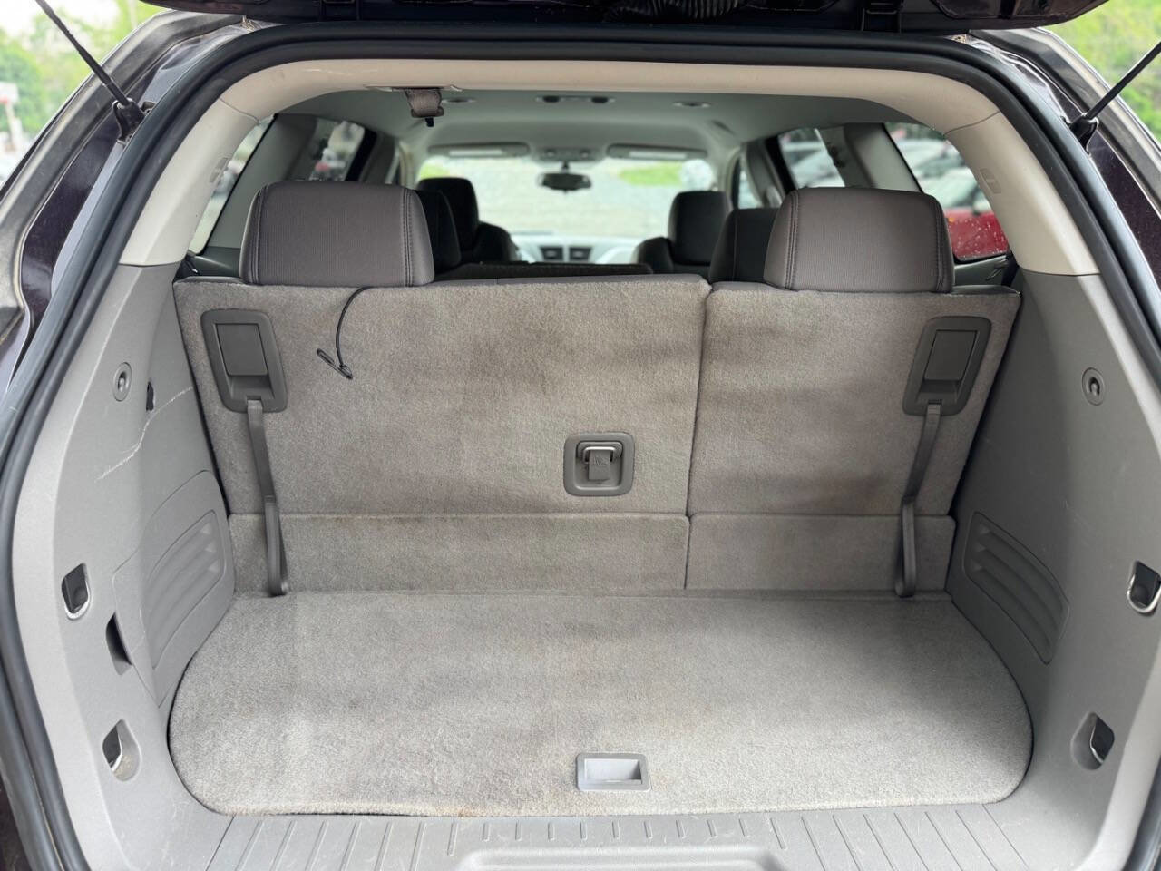 Used 2009 Chevrolet Traverse LS image 13