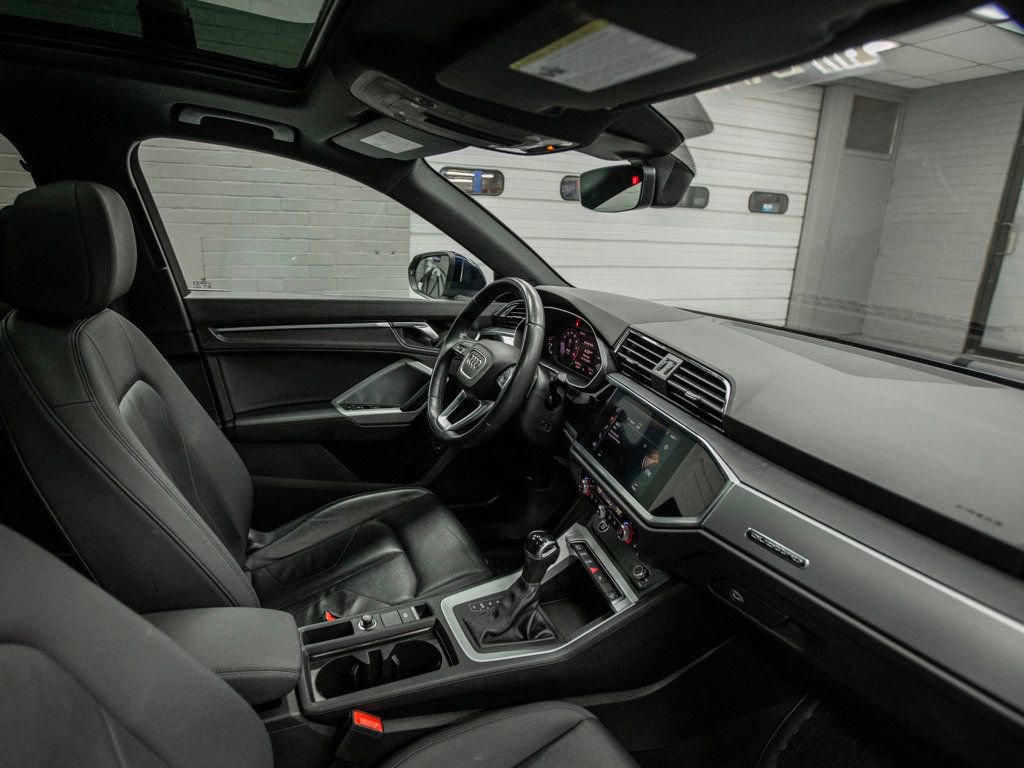 Used 2021 Audi Q3 2.0T Premium w/ Convenience Package image 16