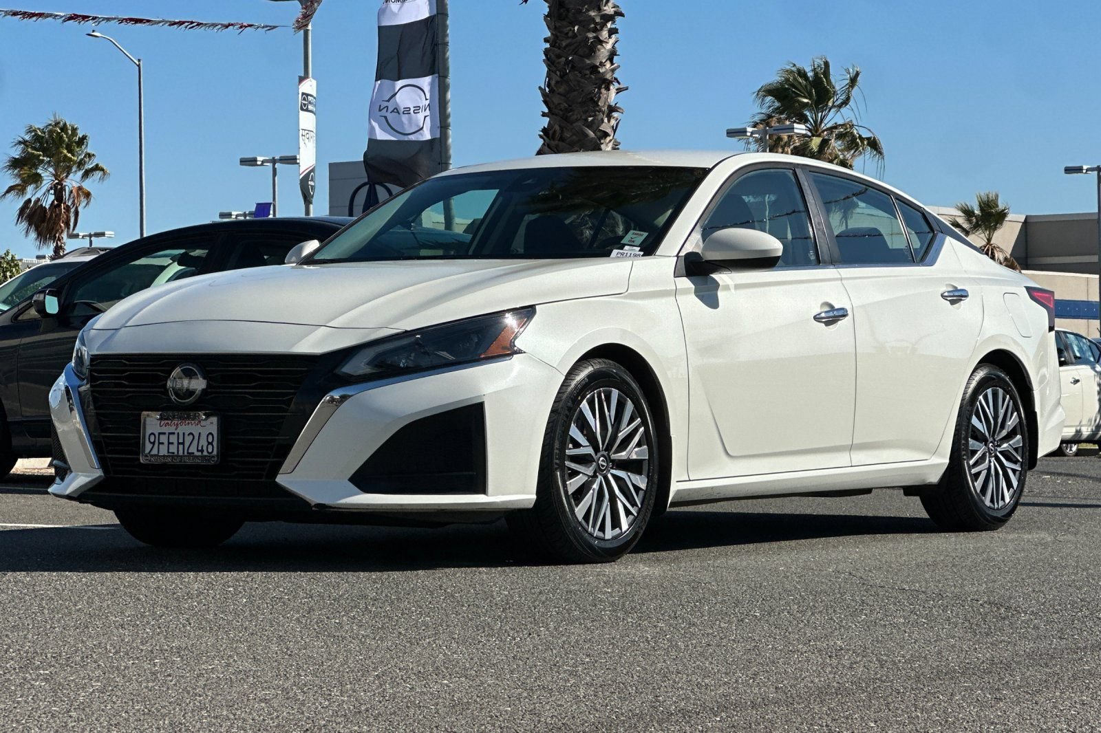 Certified 2023 Nissan Altima 2.5 SV FWD image 8